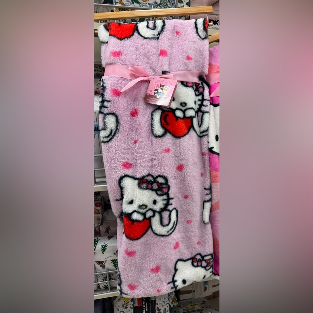 Hello Kitty Valentine's Day Blanket